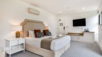 1 habitación, ropa de cama de alta calidad y minibar