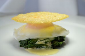 Frühstück und Abendessen, mediterrane Küche