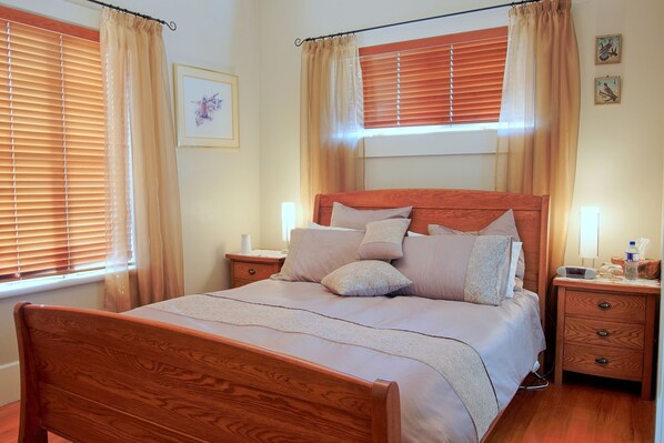 Egyptian cotton sheets, premium bedding, pillowtop beds, in-room safe