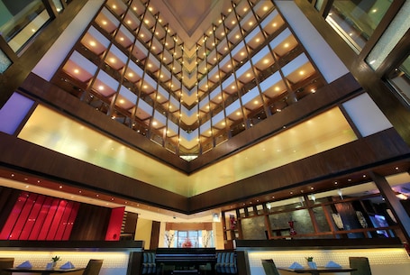 Lobby. Ramada by Wyndham Gurgaon Central