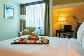 Room - Doubletree By Hilton Panama City El Carmen (Panama City)