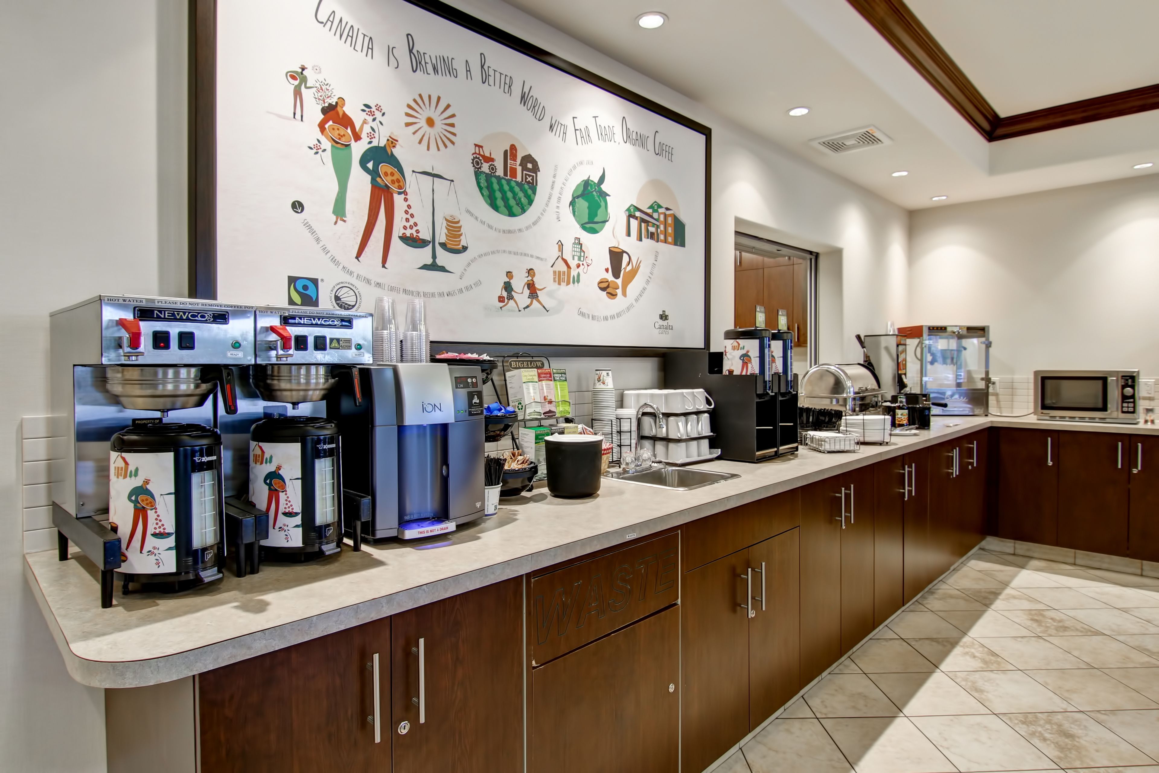 free daily continental breakfast