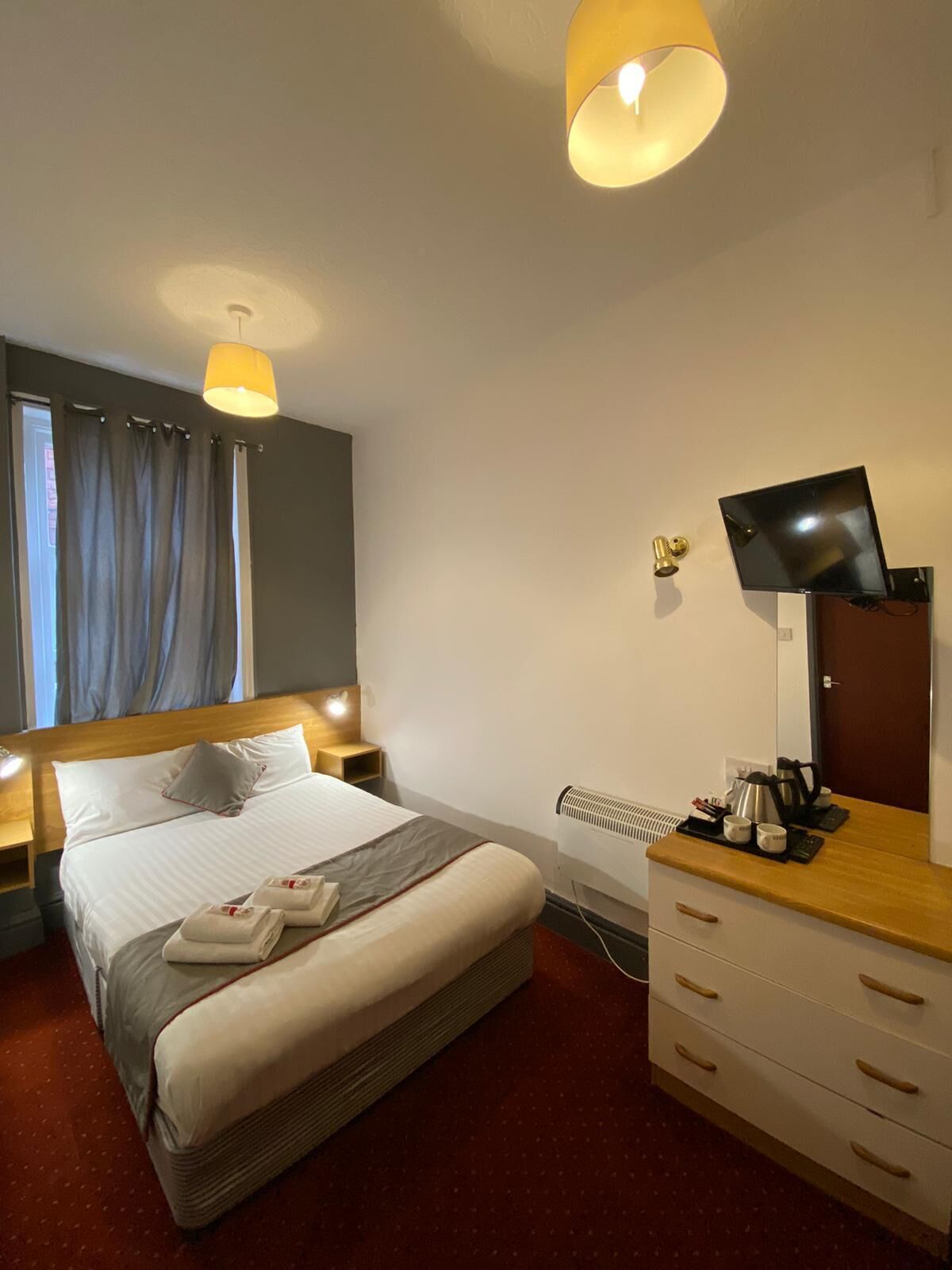 Photo - Alumhurst Hotel