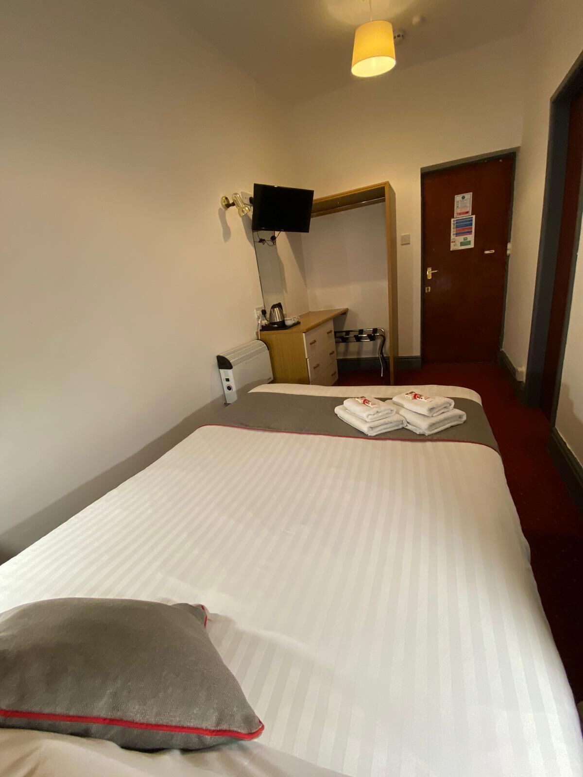 Photo - Alumhurst Hotel