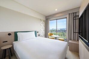 ห้องพัก, เตียงใหญ่ 1 เตียง (Cosy) | ตู้นิรภัยในห้องพัก, โต๊ะทำงาน, ผ้าม่านกันแสง, ห้องเก็บเสียง