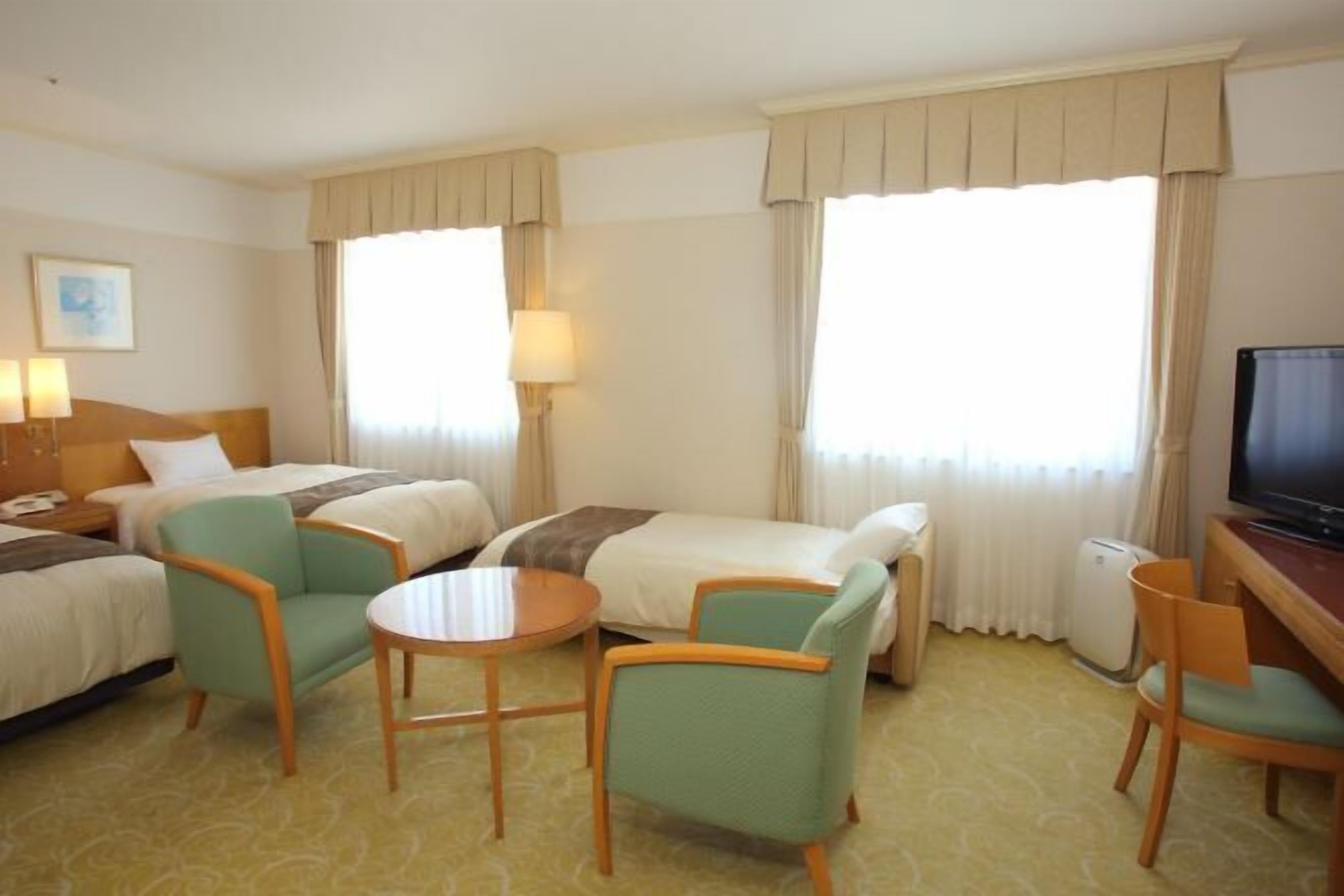 In-room safe, desk, blackout curtains, soundproofing