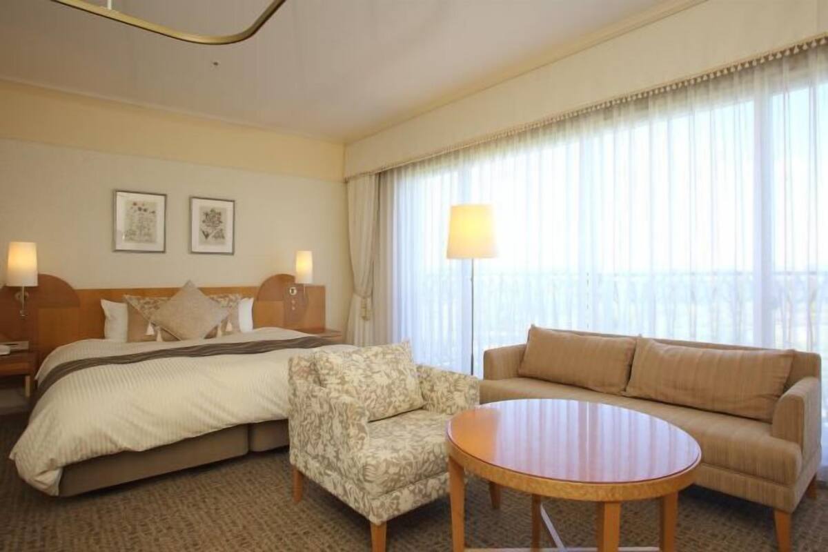 1 chambre, coffres-forts dans les chambres, bureau, rideaux occultants