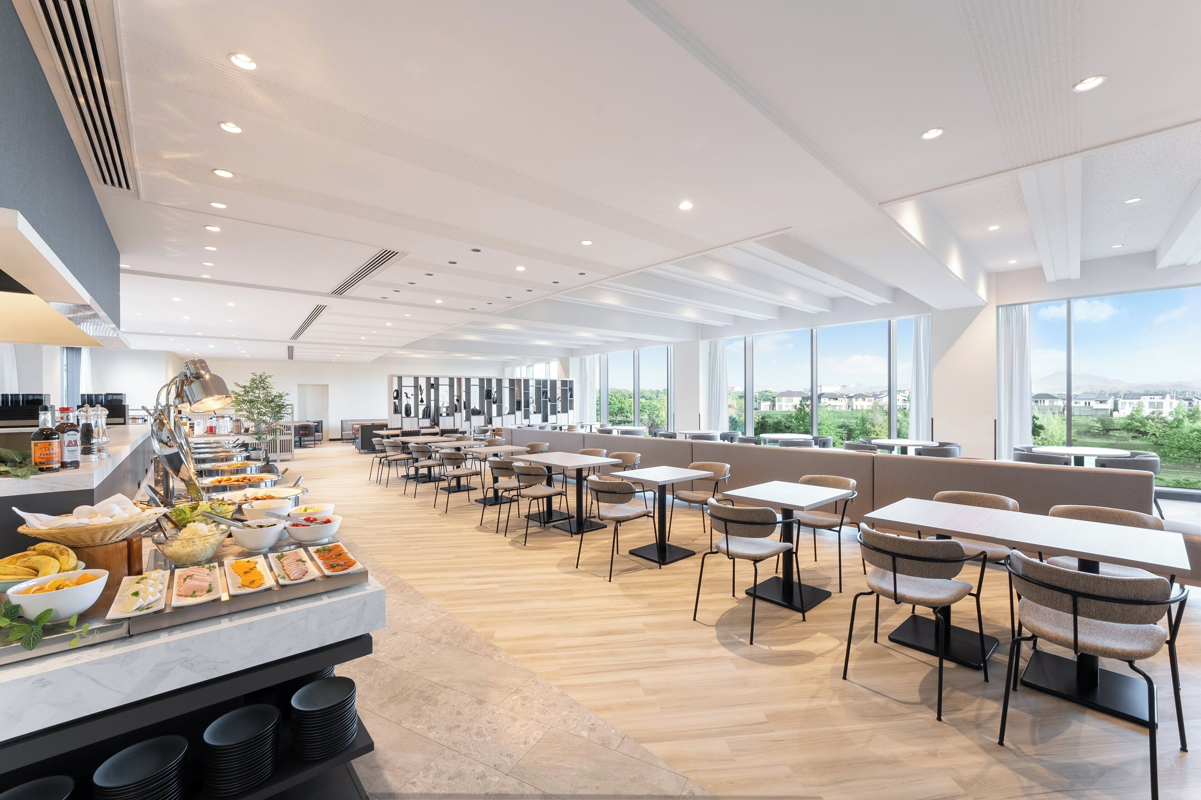 Daily buffet breakfast for a fee