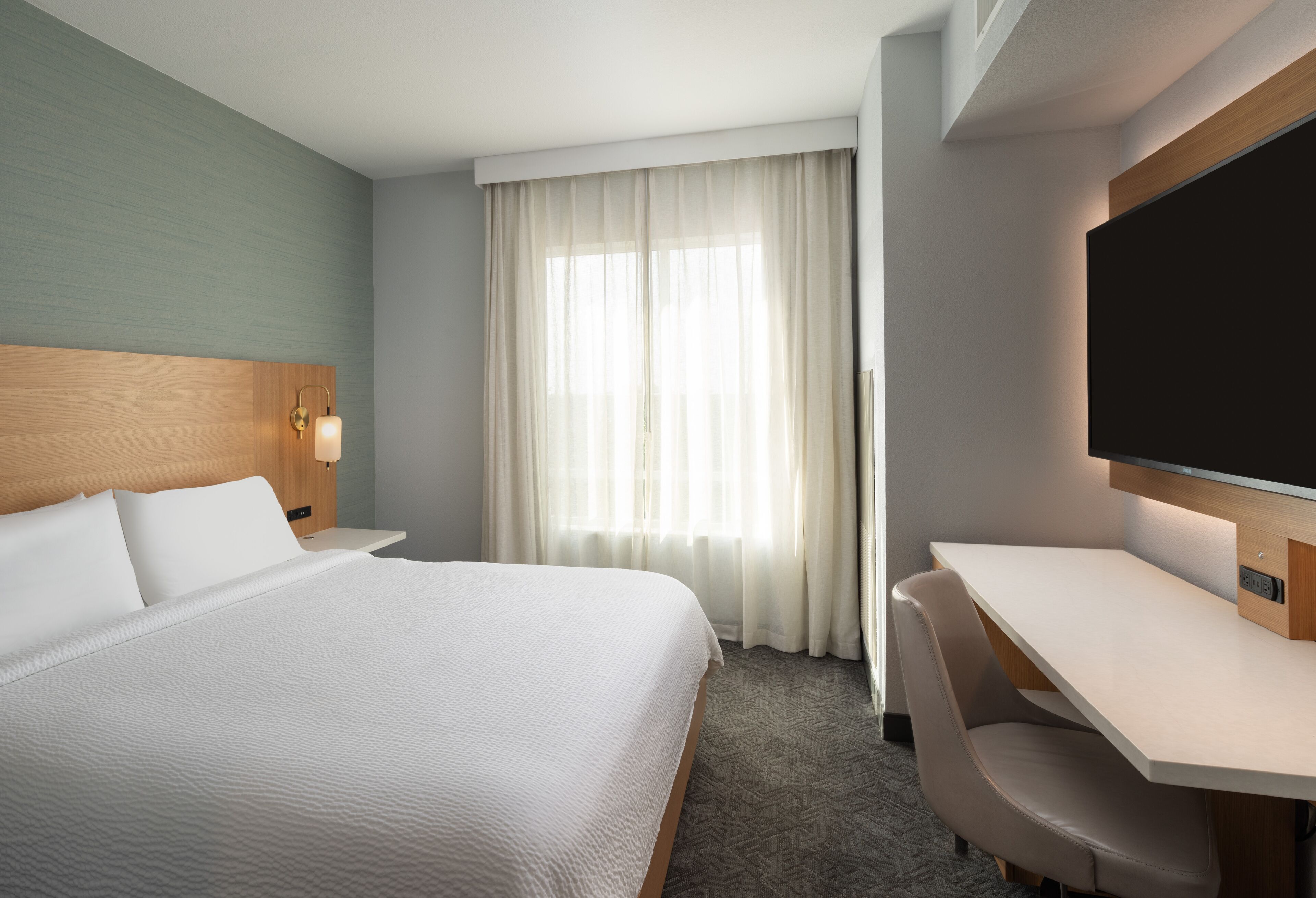Photo - DoubleTree by Hilton Houston Westchase