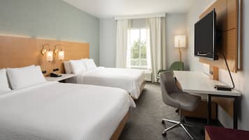 Premium bedding, in-room safe, desk, laptop workspace