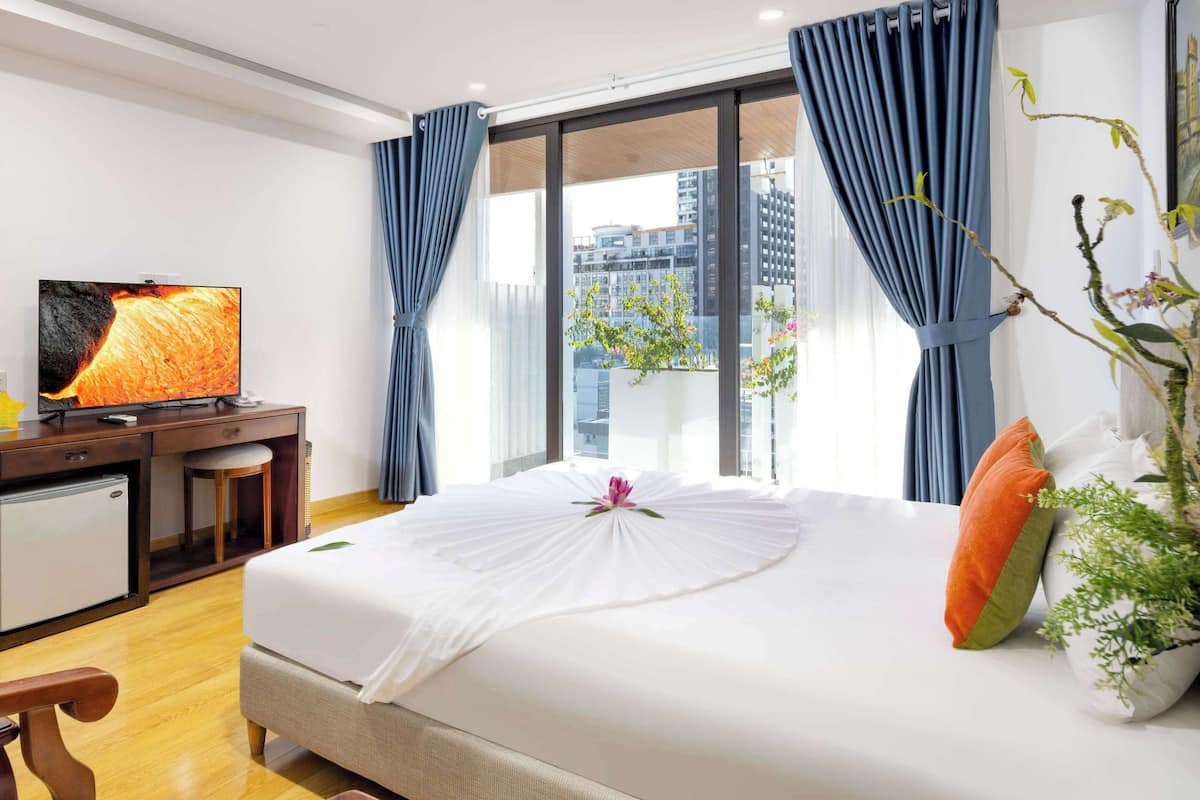 Premium Double Room, Balcony, City View