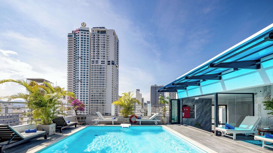 ザ サマー ホテル