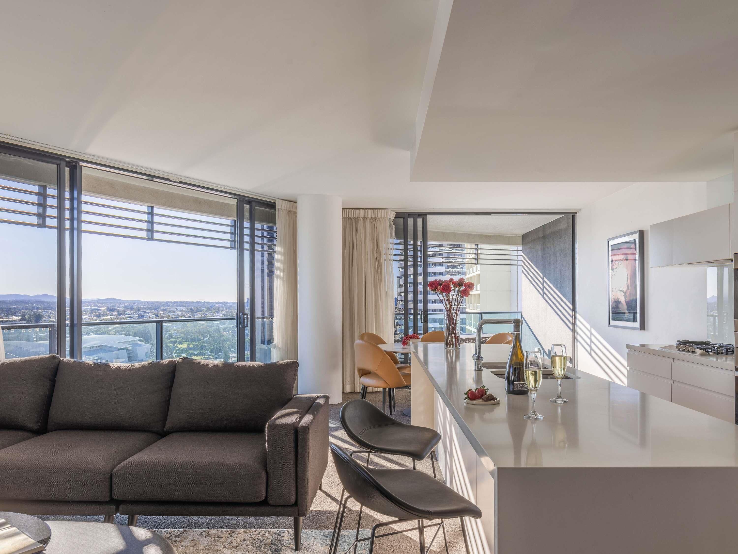 Suite, 2 Bedrooms | Private kitchen
