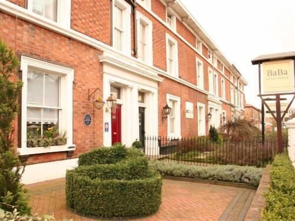 Exterior - Ba Ba Guest House (Chester)