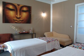 Salas para tratamentos a dois, tratamentos corporais, hidroterapia