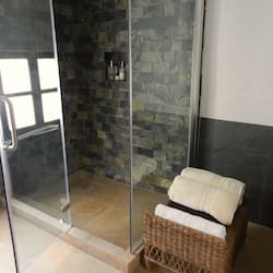 Master Suite | Bathroom shower