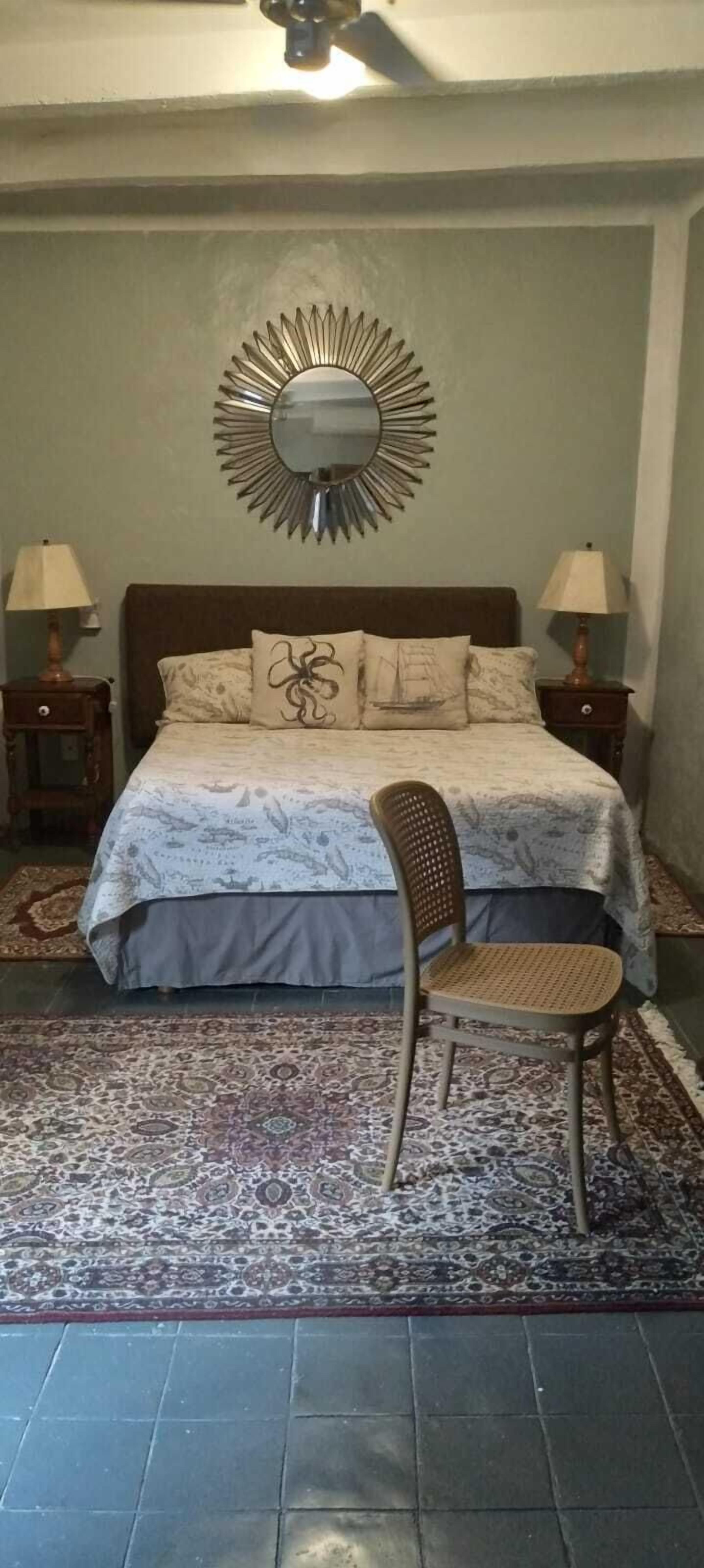 Deluxe Room, 1 King Bed