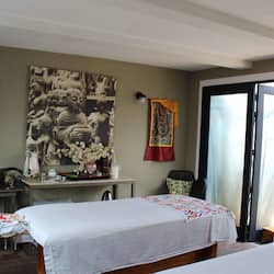 Couples treatment room(s), hot tub, steam room, body treatments