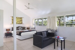 Garden Bungalow With Seaview | Living area - Savaii Lagoon Resort (Fagamalo)