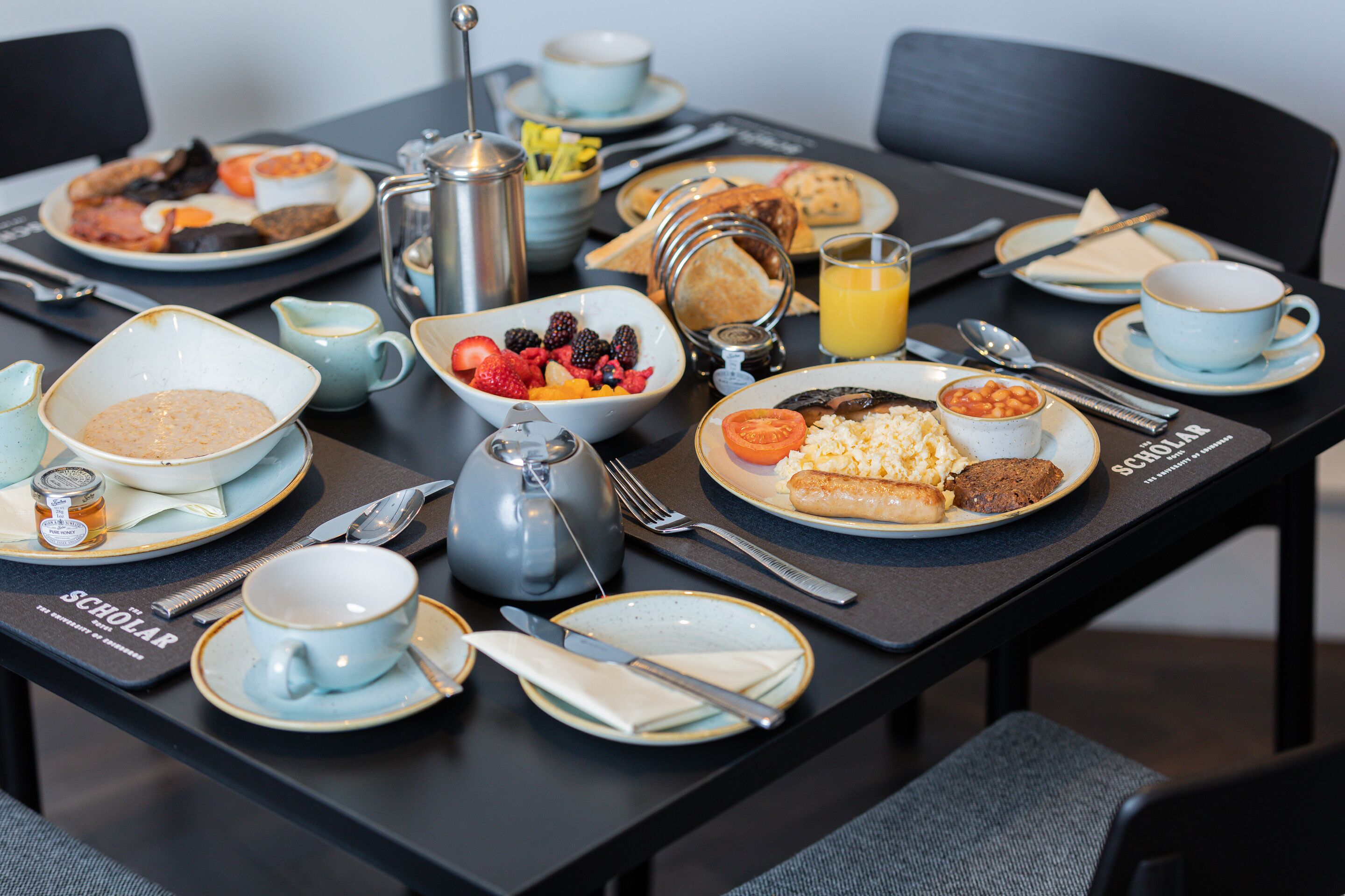 daily full breakfast (gbp 16.00 per person)