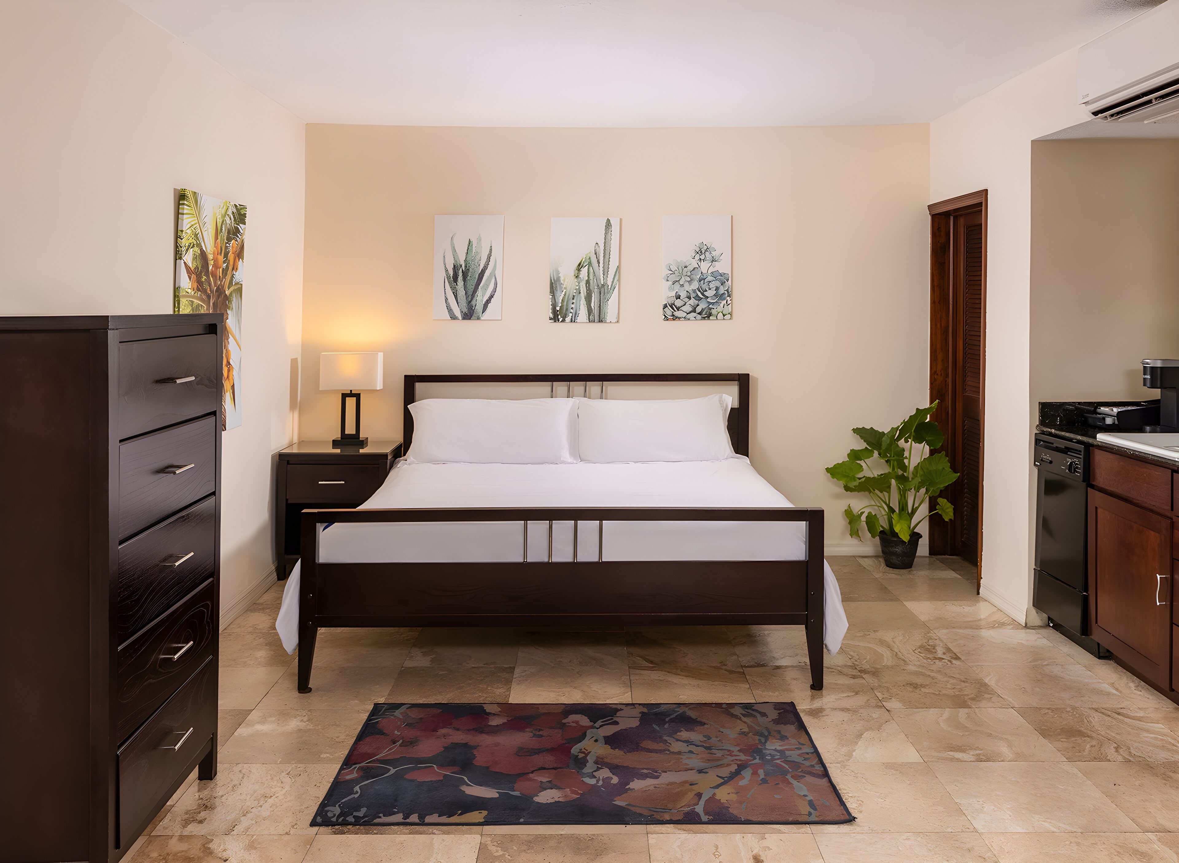 caribe tropical garden suite | premium bedding, in-room safe, individually decorated