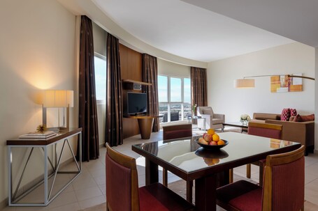 Grand Millennium Al Wahda - Image 56