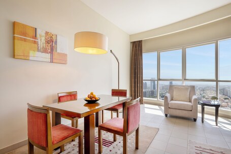 Grand Millennium Al Wahda - Image 42