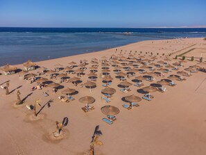 Spiaggia privata, immersioni subacquee, un bar sulla spiaggia