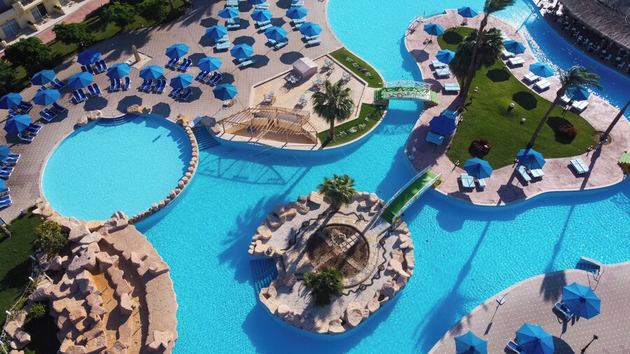 Amwaj Oyoun Resort & Casino