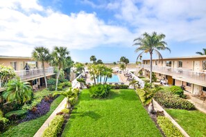 Garden - Treasure Island Ocean Club (Treasure Island)