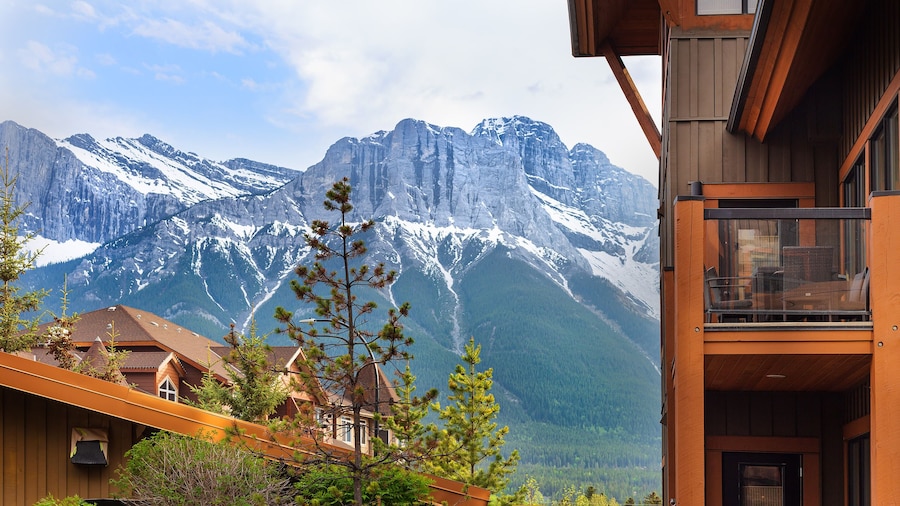 Bellstar Suites at Solara Resort