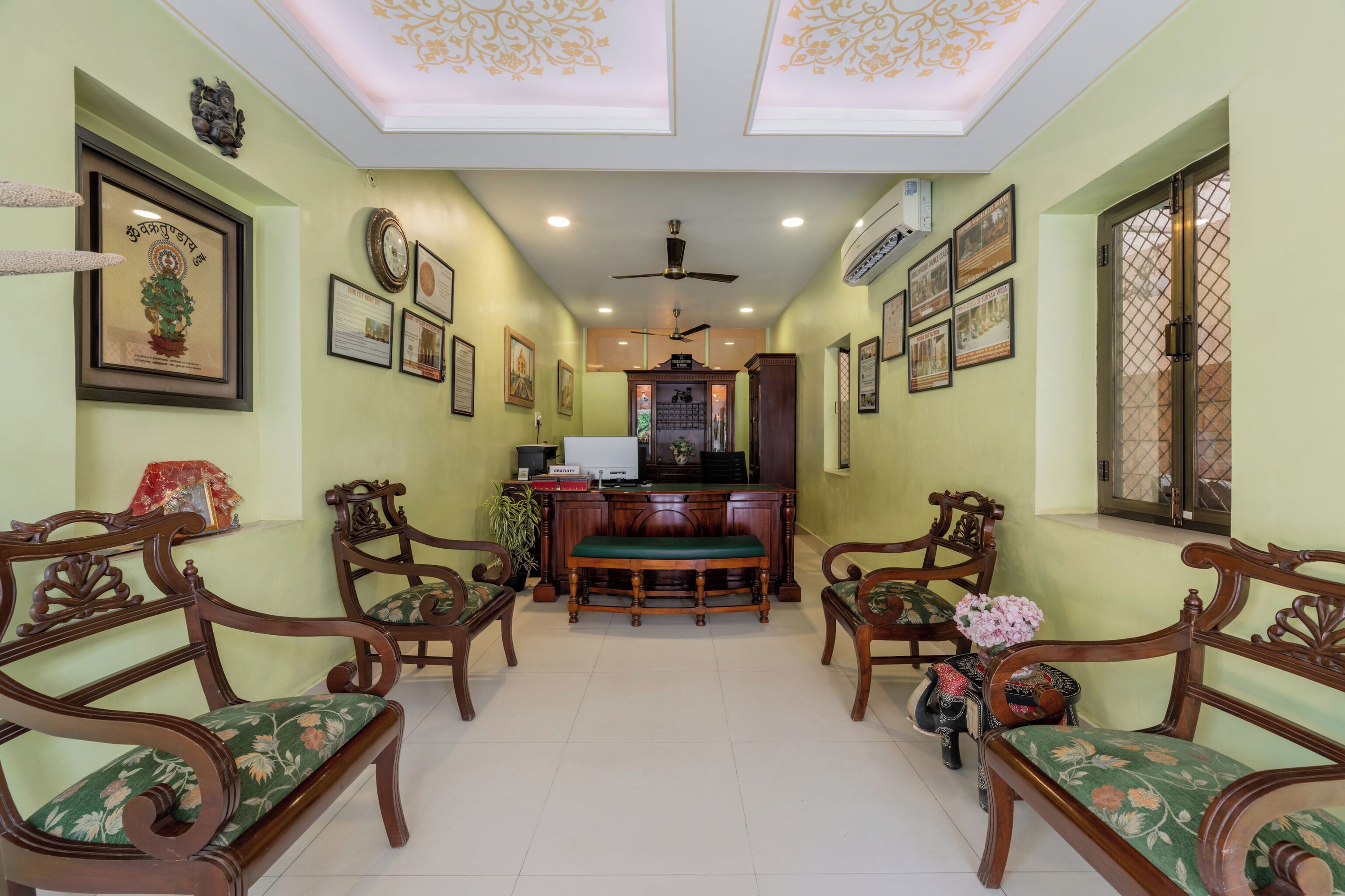 Lobby sitting area