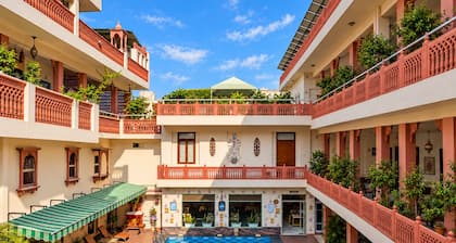 Suryaa Villa - A City Centre Hotel