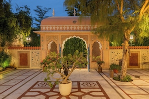 Fachada da propriedade