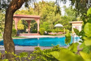 Outdoor pool - Umaid Palace- An Organic Retreat (Dausa)