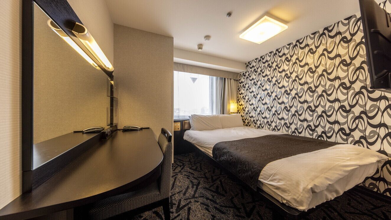 Desk, blackout drapes, iron/ironing board, free WiFi