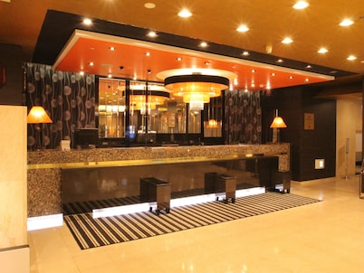 Apa Hotel Komatsu Grand