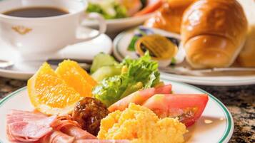Frokostbuffé hver dag (mot et tillegg)