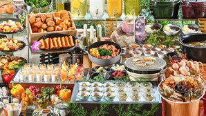 A buffet spread with various dishes, drinks, and condiments. - APA Hotel & Resort Kaga Katayamazu Onsen Kasuikyo (Kaga)