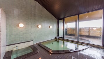 Una bañera de hidromasaje