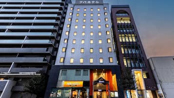 施設の正面