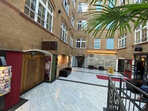 Lobby - Singer109 Hostel (Berlin)