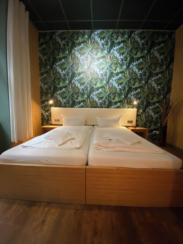 Individually decorated, individually furnished, soundproofing, free WiFi