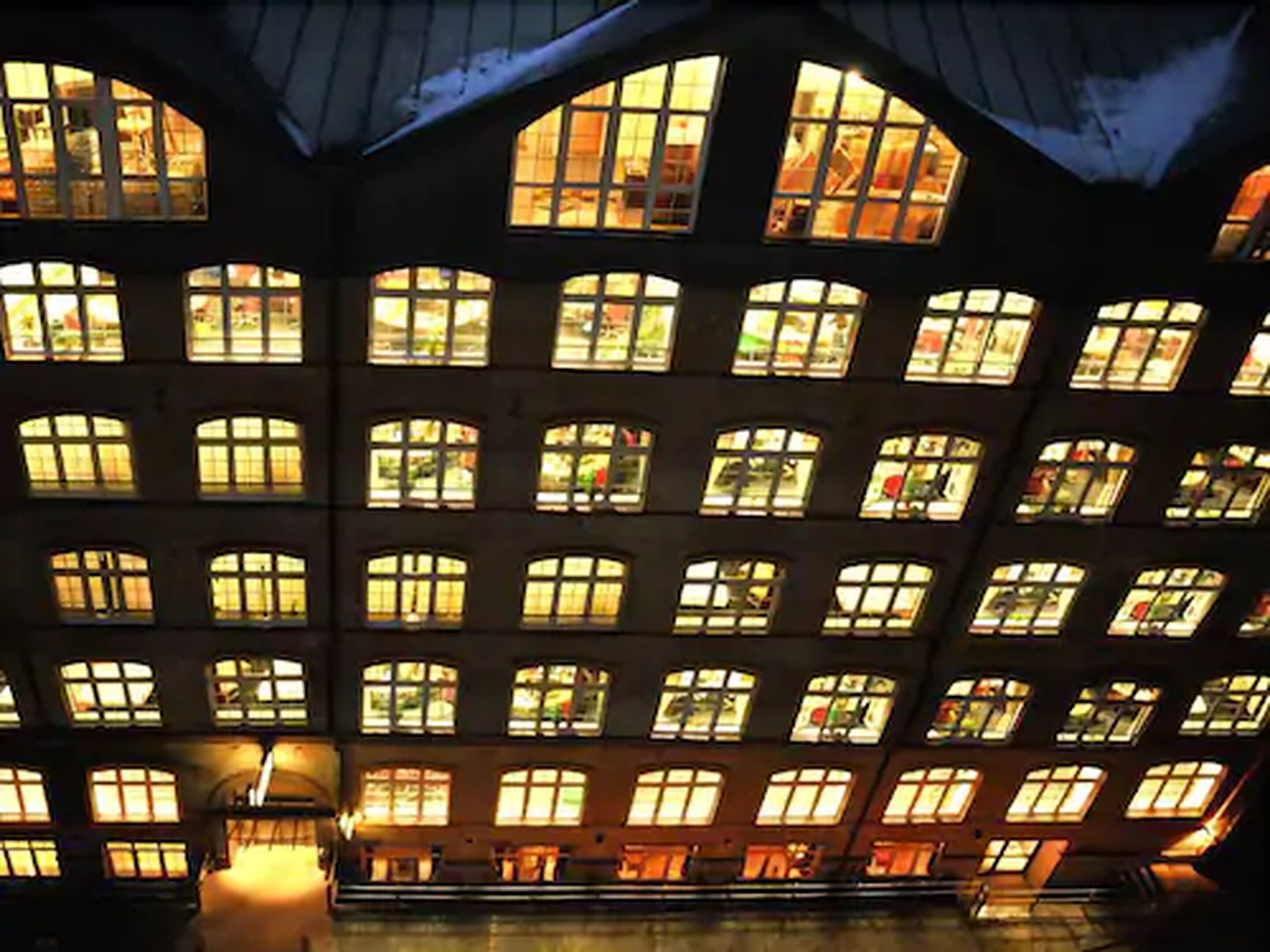 Fassade der Unterkunft – Abend/Nacht