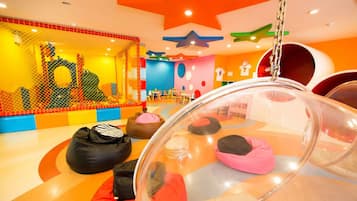 Children’s play area – indoor
