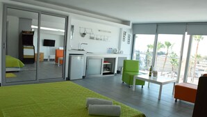 Luxury Studio, Balcony - Pambos Napa Rocks (Ayia Napa)