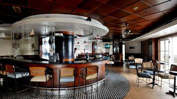 Bar (in der Unterkunft)