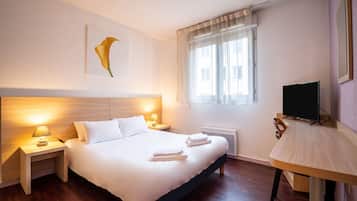 Studio, 1 Double or 2 Single Beds