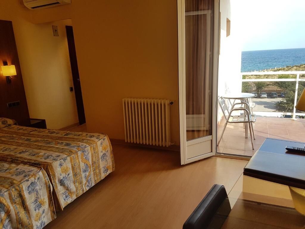 1 bedroom, in-room safe, desk, soundproofing