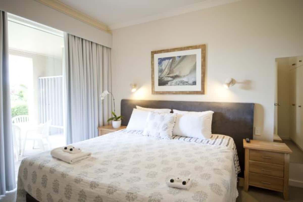 Apartment with Large Bath No Spa